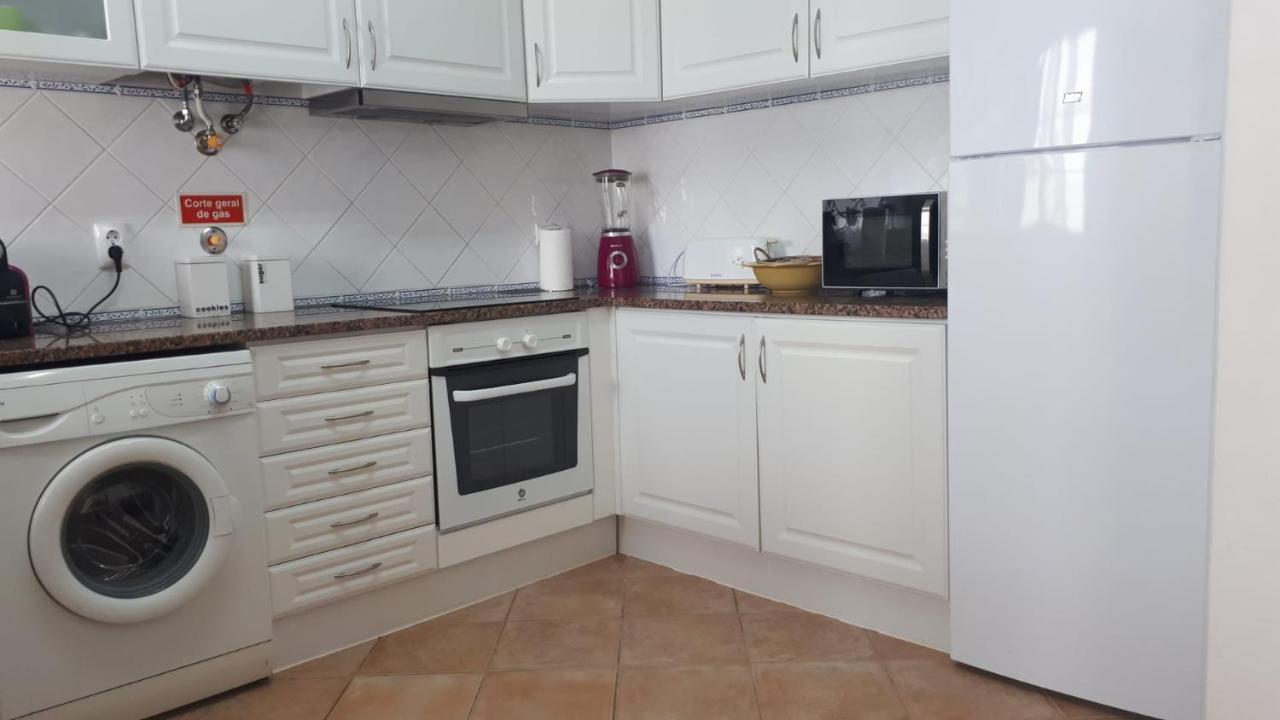 Вилла A Casinha Da Tita - Moradia Com Terraco Замбужейра-ду-Мар Экстерьер фото